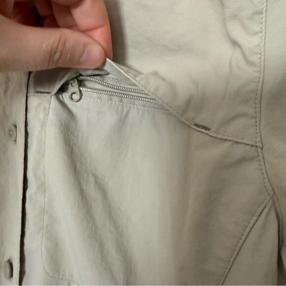 Columbia Titanium Shirt Womens Small Tan Short Sleeve Vented Outdoor Hiking - Picture 4 of 14